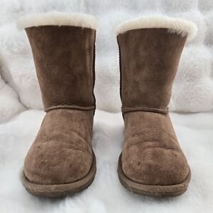 UGG Bailey II Shearling Boot